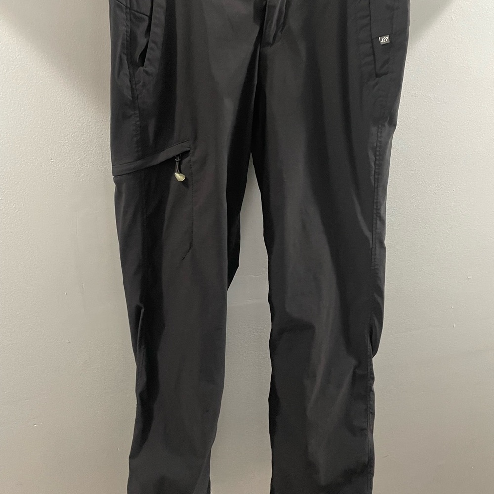 Eddie Bauer Women's Black Cargo Pants